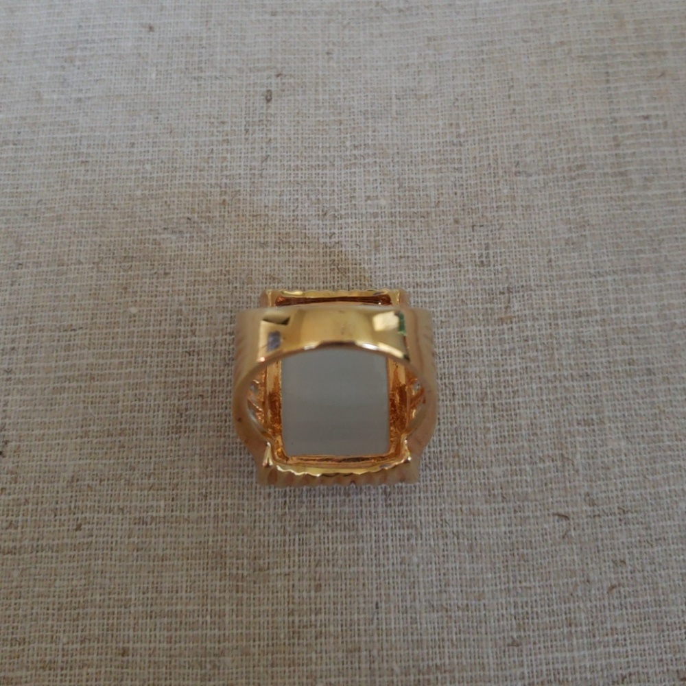 Gold Statement Ring - Picture 6 of 6